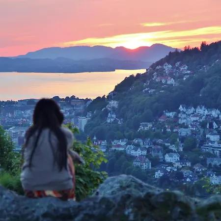 Hostel Montana Μπέργκεν